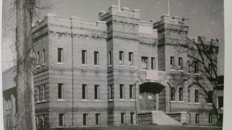 Post #37 Holds Post meetings at State Armory in Bellows Falls