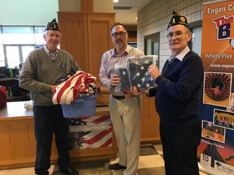 Post 594 Donates Flags to the City of Eagan