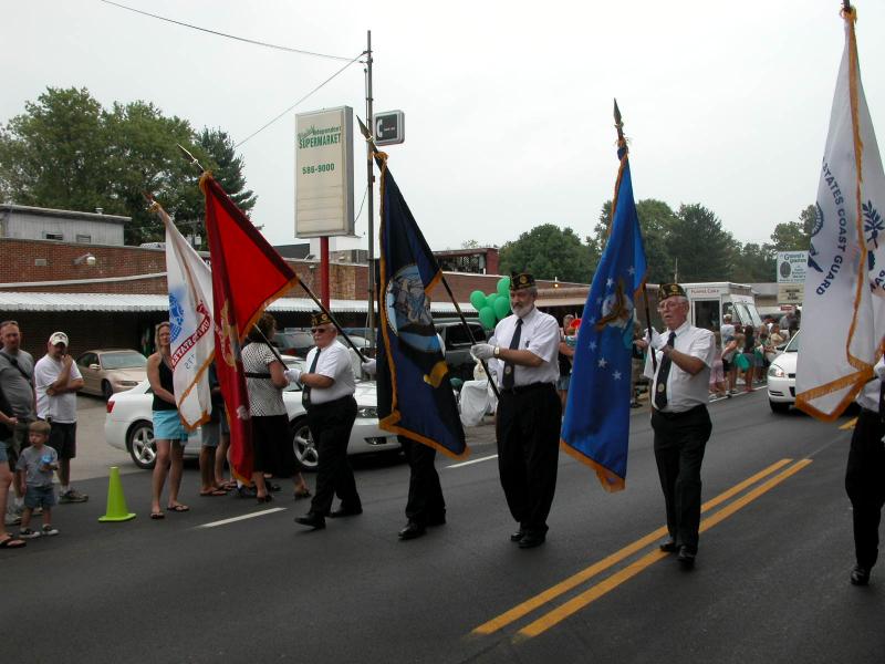 Putnam County Homecoming Parade in 2006 - Post # 187