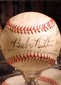 Who thrilled a Legion World Series championship team with his autograph?