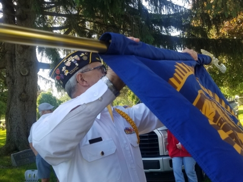 Flag Retirement Ceremony @Oakridge Cemetery