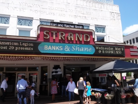Banks and Shane at the Strand  05-09-2018