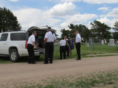 2017 Osco Cemetery Memorial Day Salute to the Deceased